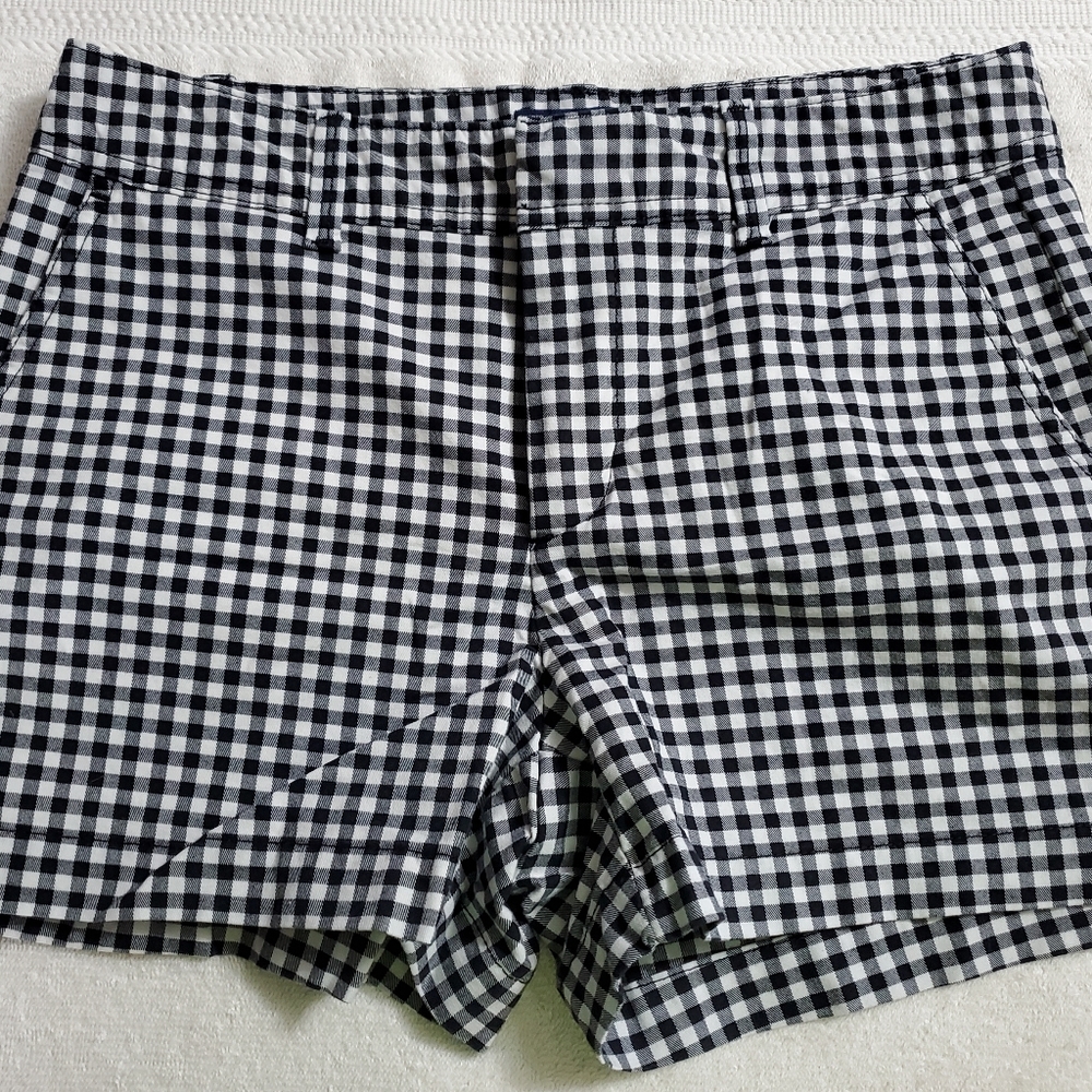 Gap shorts